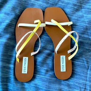 *NEW* Steve Madden Sandals